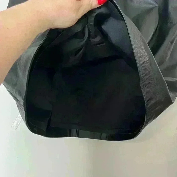 Apostrophe Leather Skirt - Picture 2 of 8